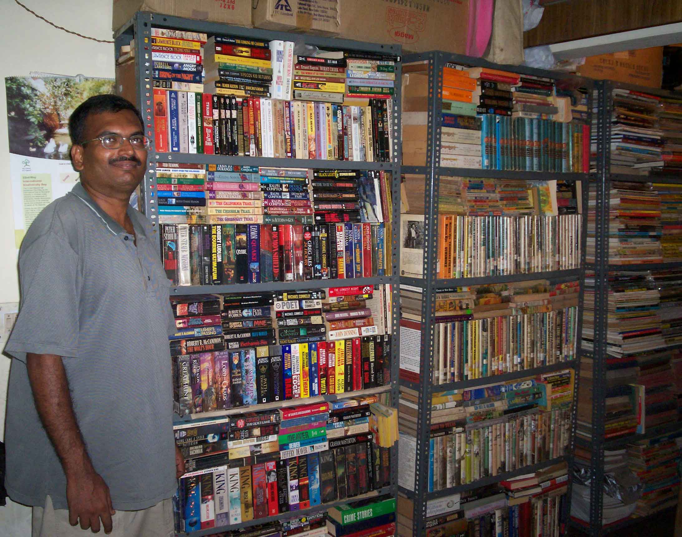 Vineeth Abraham beside his comics collection, 2007